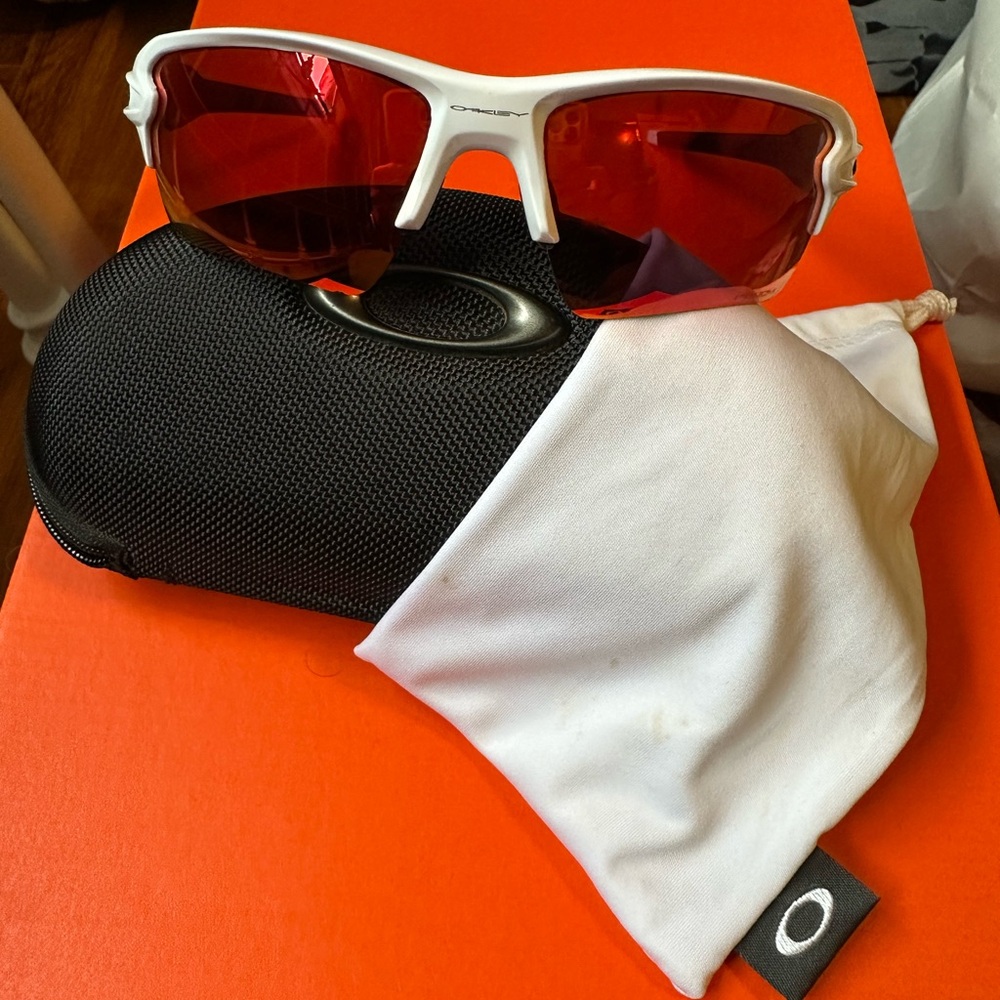 Oakley Full Jacket Sunglasses with case